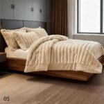 ⁦طقم ملكي فرو الارنب مزدوج كنج سايز 8 قطع شتوي⁩ - الصورة ⁦2⁩